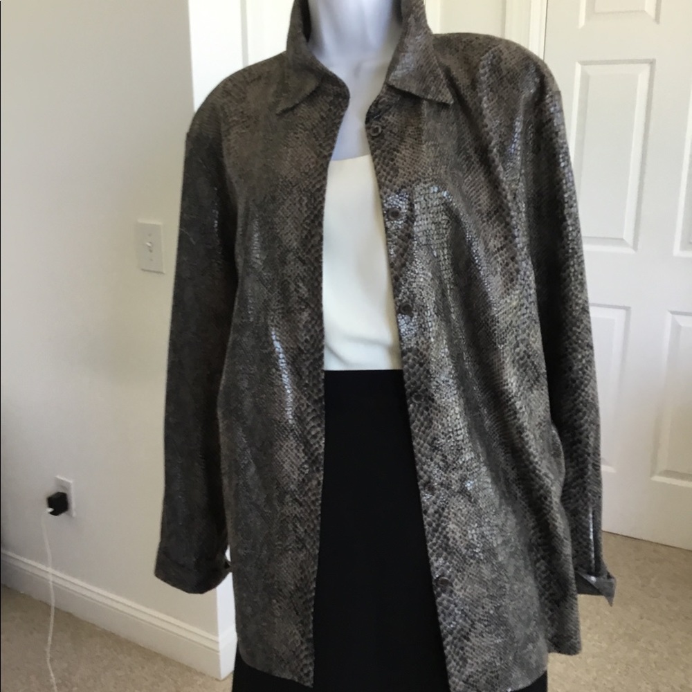 Slightly worn blouse button down long sleeves